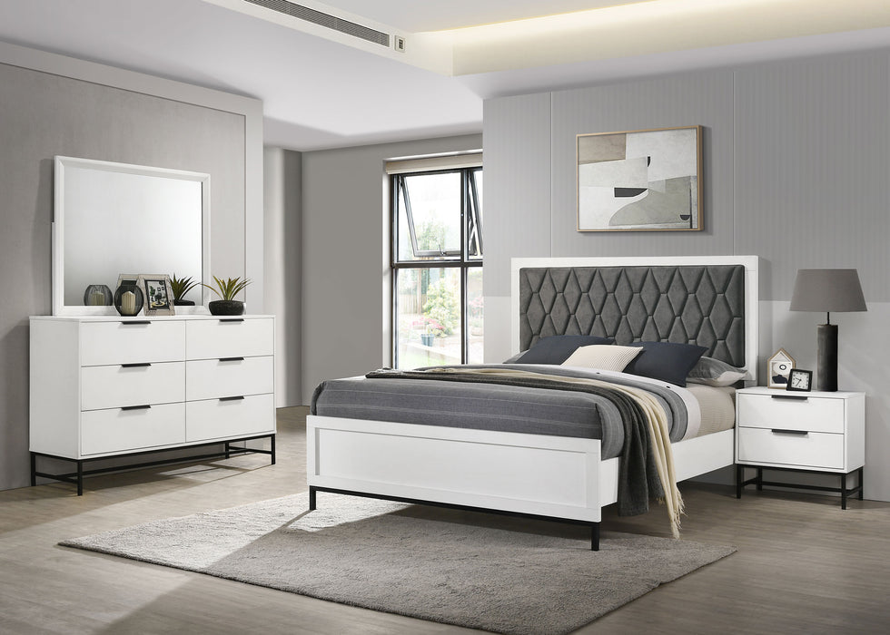 Sonora 4 & 5 Piece Bedroom Set - Bargain Furniture (Detroit, MI)