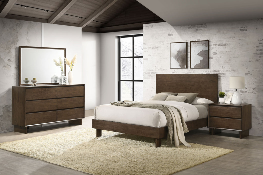 Glenwood 4 & 5 Piece Bedroom Set Eastren king & Queen - Bargain Furniture (Detroit, MI)