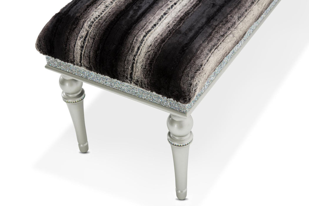 Melrose Plaza Non-Storage Bed Bench in Dove - Bargain Furniture (Detroit, MI)