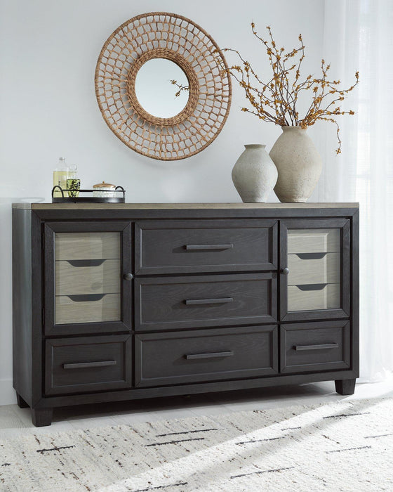 Foyland Dresser and Mirror - Bargain Furniture (Detroit, MI)
