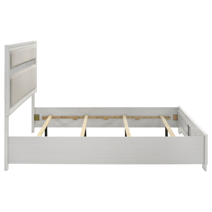 Miranda California King, E.King, Queen, Full, & Twin Bed Black & White - Bargain Furniture (Detroit, MI)