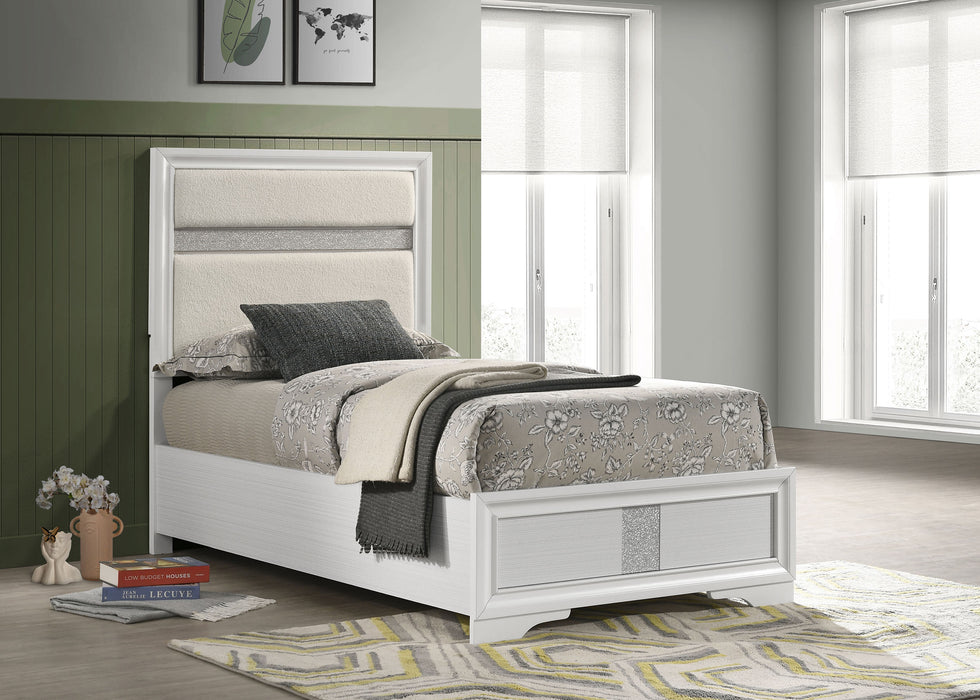 Miranda California King, E.King, Queen, Full, & Twin Bed Black & White - Bargain Furniture (Detroit, MI)