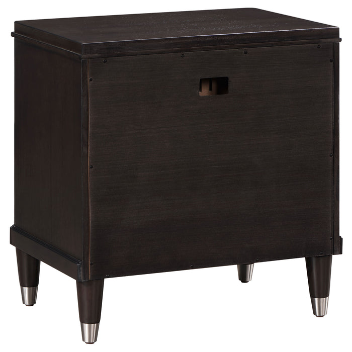 Emberlyn 4 & 5 Piece Bedroom Set - Bargain Furniture (Detroit, MI)