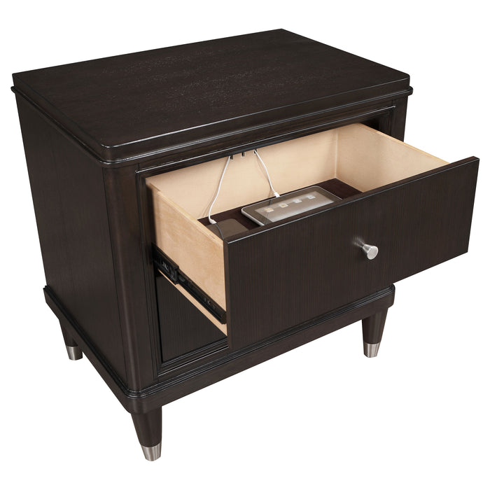 Emberlyn 4 & 5 Piece Bedroom Set - Bargain Furniture (Detroit, MI)