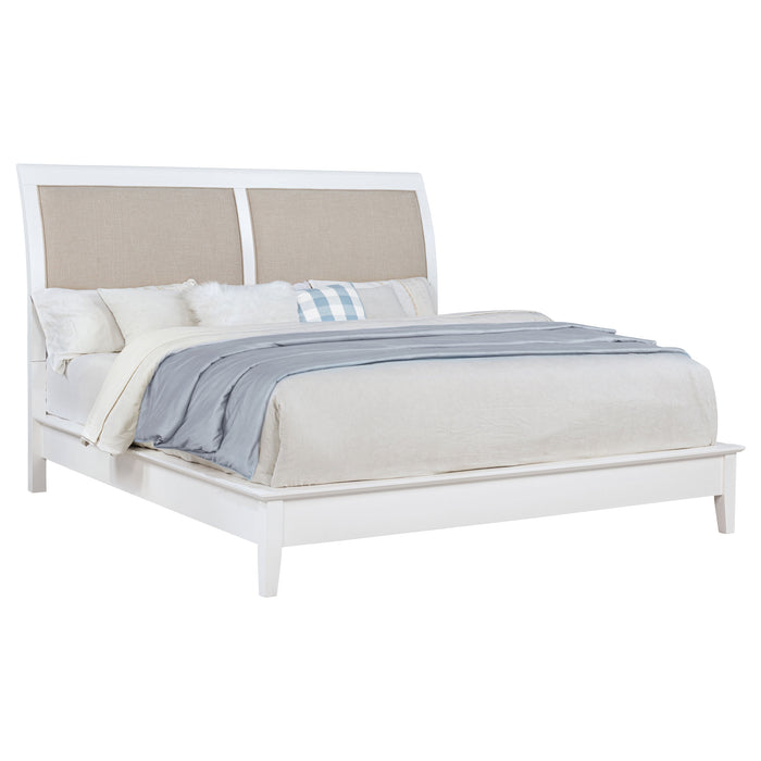 Bexhill California King, E.King, Queen Bed - Bargain Furniture (Detroit, MI)