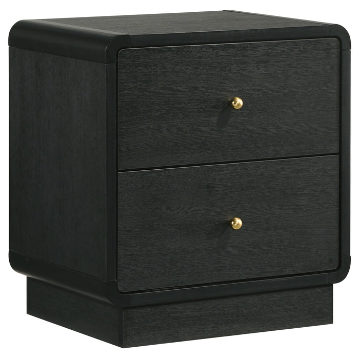 Cavelle 4 & 5 Piece Bedroom Set Queen & E.King - Bargain Furniture (Detroit, MI)
