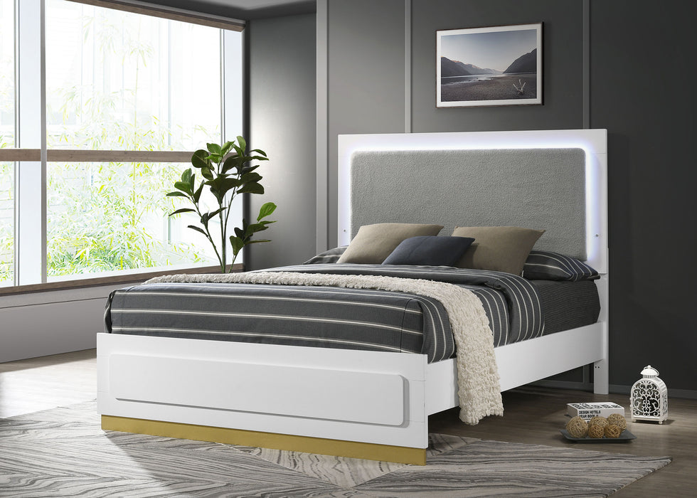 Caraway California King, E.King, & Queen Bed Black & White - Bargain Furniture (Detroit, MI)