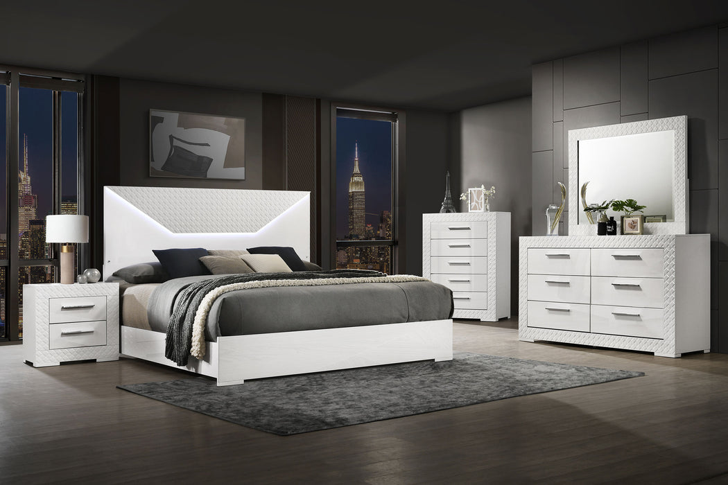 Ives 4 & 5 Piece Bedroom Set E.king & Queen White & Grey - Bargain Furniture (Detroit, MI)