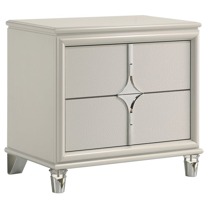 Olivia 4 & 5 Piece Bedroom Set E.King, Queen, & Cal.King - Bargain Furniture (Detroit, MI)