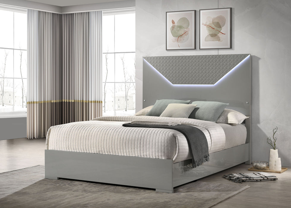 Ives Eastern King & Queen Bed - Bargain Furniture (Detroit, MI)