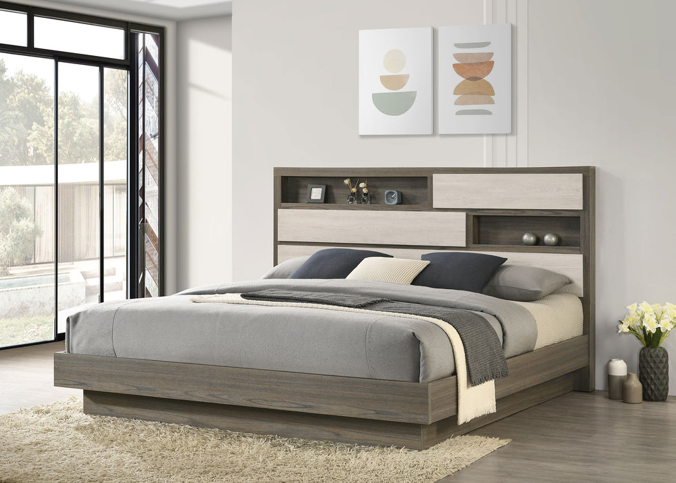 Fenwick California King, Eastren King, Queen Bed - Bargain Furniture (Detroit, MI)