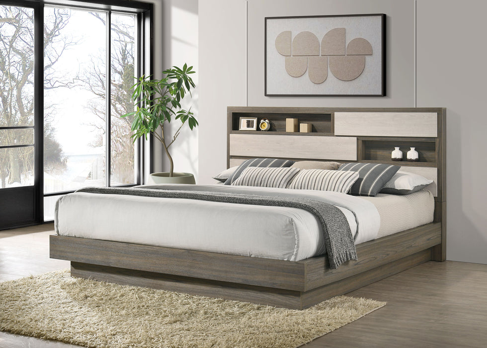 Fenwick California King, Eastren King, Queen Bed - Bargain Furniture (Detroit, MI)