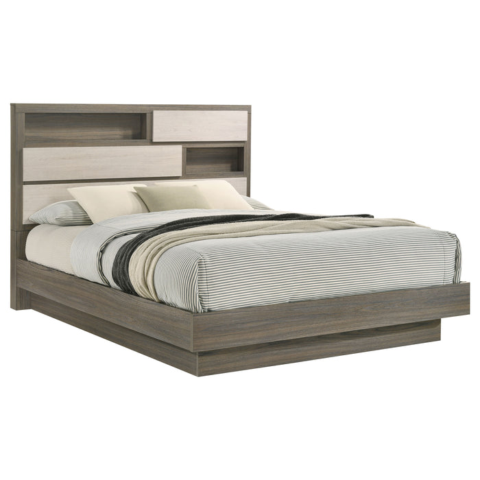 Fenwick California King, Eastren King, Queen Bed - Bargain Furniture (Detroit, MI)