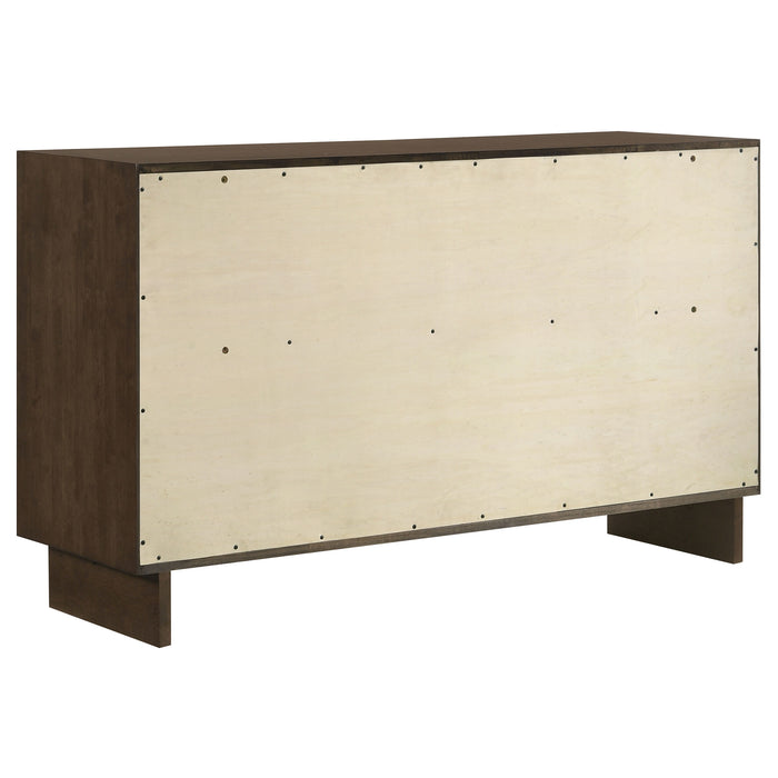 Glenwood 4 & 5 Piece Bedroom Set Eastren king & Queen - Bargain Furniture (Detroit, MI)