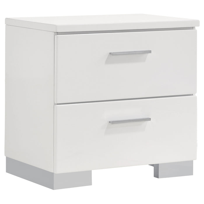 Jeremaine 5 Pc Bedroom Sets White - Bargain Furniture (Detroit, MI)
