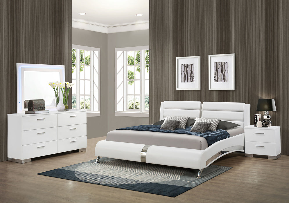 Jeremaine 5 Pc Bedroom Sets White - Bargain Furniture (Detroit, MI)