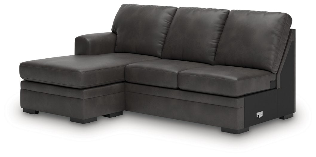 Lofton-Pike Sectional with Chaise - Bargain Furniture (Detroit, MI)