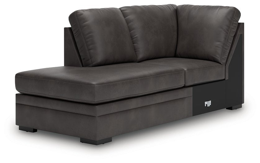 Lofton-Pike Sectional with Chaise - Bargain Furniture (Detroit, MI)