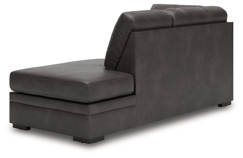 Lofton-Pike Sectional with Chaise - Bargain Furniture (Detroit, MI)