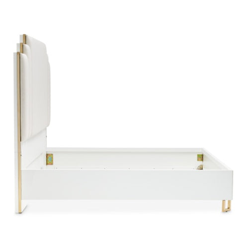 AICO Furniture Palm Gate King Platform Bed in Cloud White - Bargain Furniture (Detroit, MI)