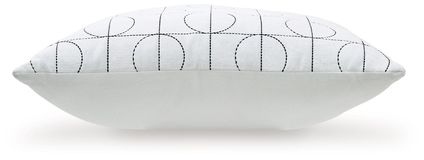 Kydner Pillow (Set of 4) - Bargain Furniture (Detroit, MI)