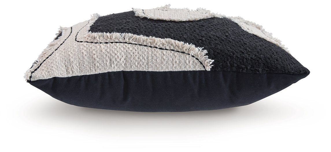 Veerbank Pillow (Set of 4) - Bargain Furniture (Detroit, MI)