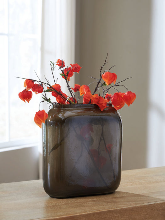 Sumner Vase - Bargain Furniture (Detroit, MI)