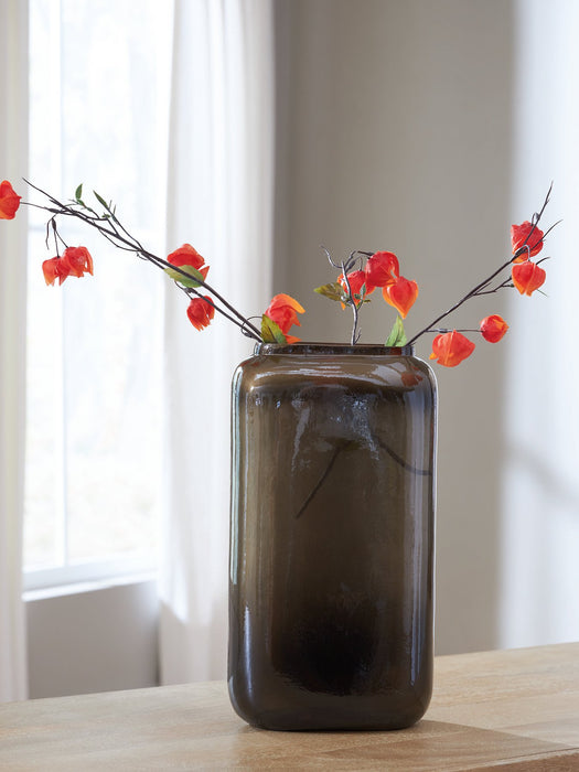 Sumner Vase - Bargain Furniture (Detroit, MI)