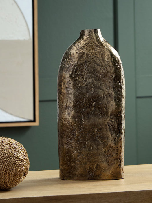 Wallmond Vase - Bargain Furniture (Detroit, MI)