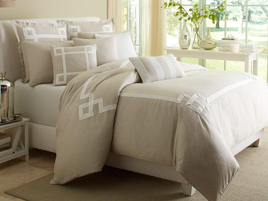 Avenue A 9-pc Queen Comforter Set in Natural - Bargain Furniture (Detroit, MI)