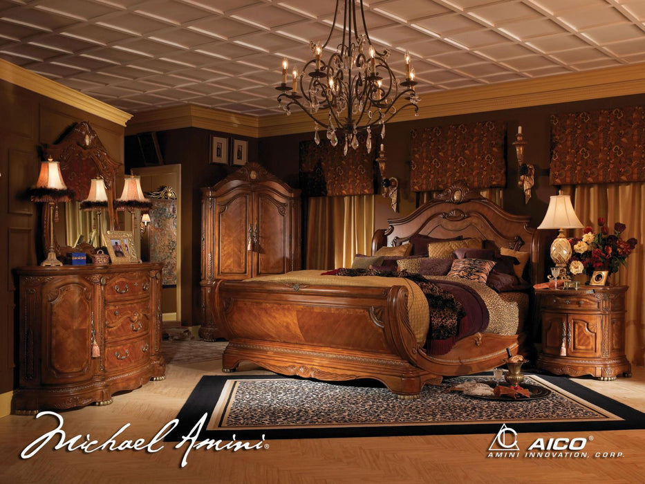 Cortina Queen Sleigh Bed in Honey Walnut - Bargain Furniture (Detroit, MI)