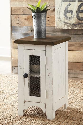Wystfield End Table Set - Bargain Furniture (Detroit, MI)