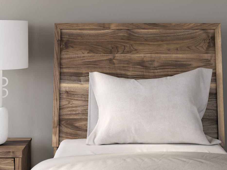 Chirason Bed - Bargain Furniture (Detroit, MI)