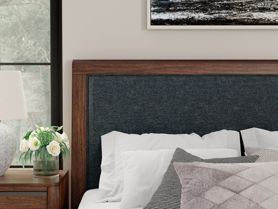 Dilenno Upholstered Bed - Bargain Furniture (Detroit, MI)