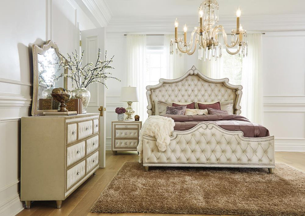 Antonella Dresser Mirror with Nailhead Trim Camel - Bargain Furniture (Detroit, MI)