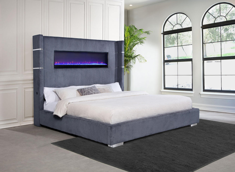 Tisdall California King, E.King & Queen Bed Grey, Black & Queen - Bargain Furniture (Detroit, MI)