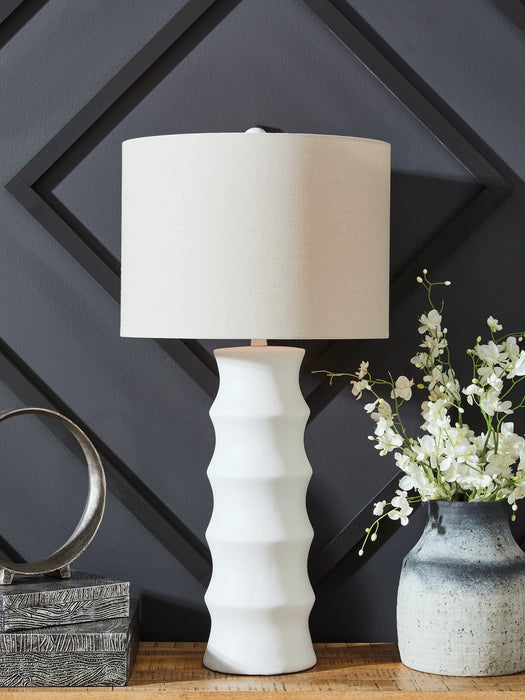 Veraleigh Table Lamp - Bargain Furniture (Detroit, MI)