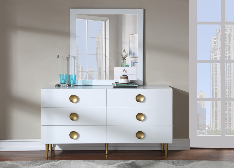 Zayne White Mirror - Bargain Furniture (Detroit, MI)