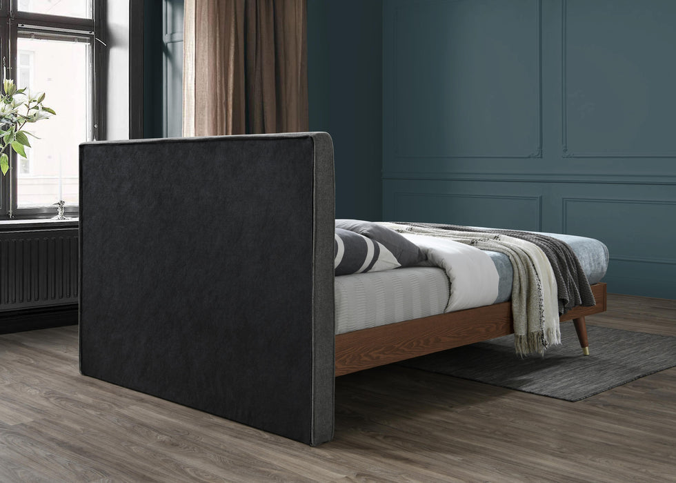 Vance Grey Linen Fabric Queen Bed (3 Boxes) - Bargain Furniture (Detroit, MI)