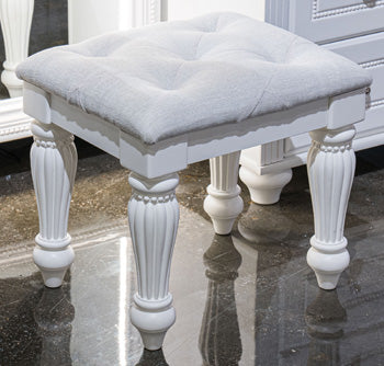 Kozlani Vanity Stool - Bargain Furniture (Detroit, MI)