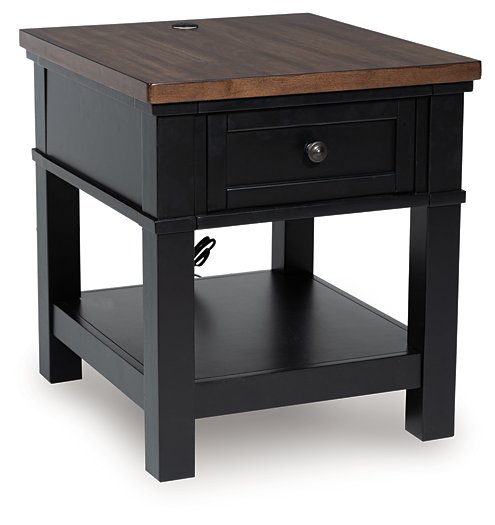 Wildenauer End Table - Bargain Furniture (Detroit, MI)
