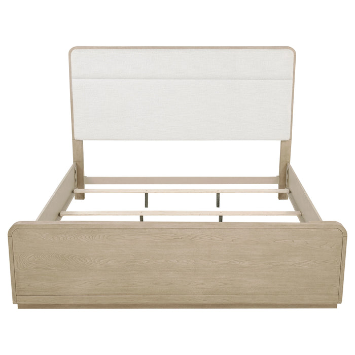 Ladera Panel Bed